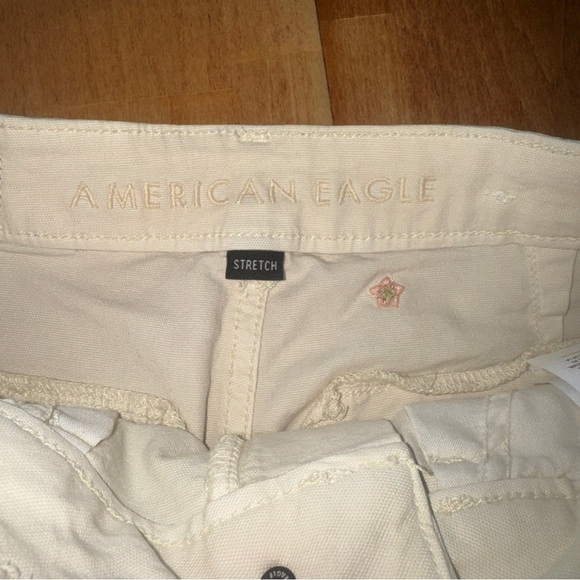 American Eagle Outfitters White Jean Shorts with Floral Accents - Picture 2 of 4